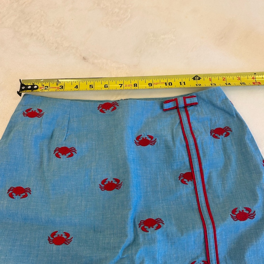 Lilly Pulitzer Chambray Blue Red Crab Embroidered Skort Women's Size 2 - Picture 4 of 7